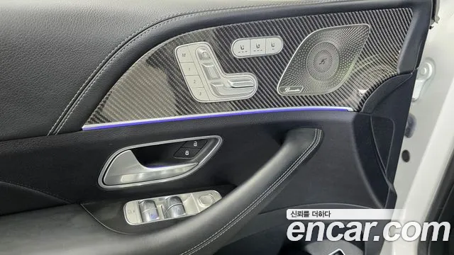 Mercedes-Benz GLE-Class — Фото автомобиля 29