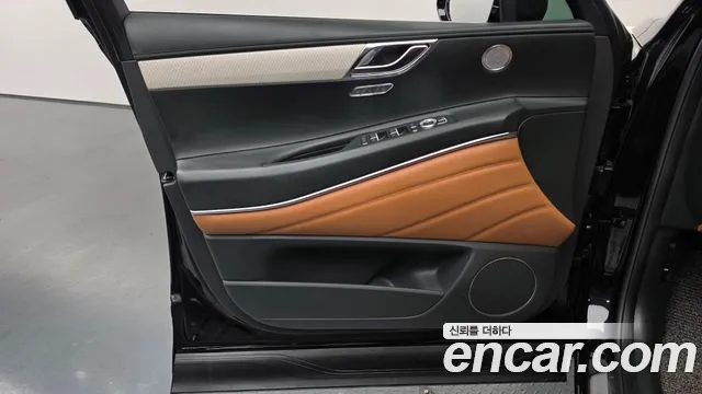 Genesis GV80 — Фото автомобиля 13