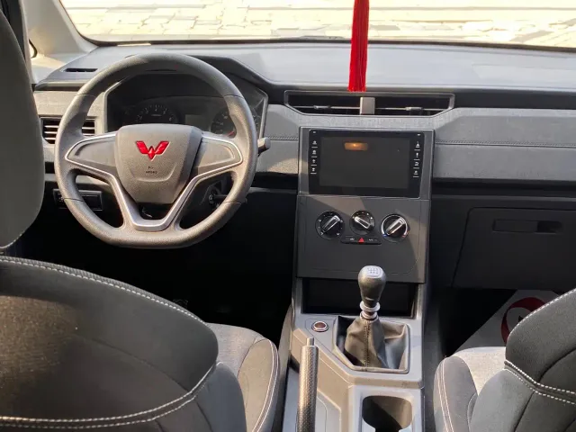 Wuling Zhengcheng — Фото автомобиля 7