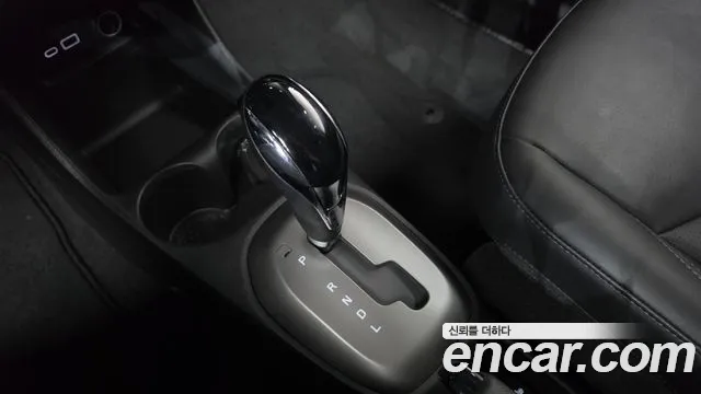 Chevrolet Spark — Фото автомобиля 12