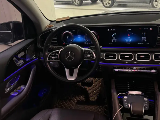 Mercedes-Benz GLE-Class — Фото автомобиля 6
