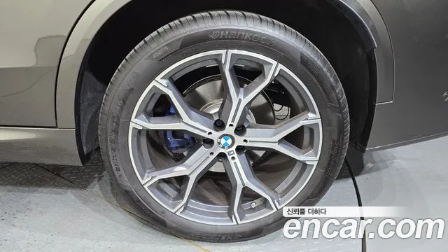 BMW X5 xDrive 40i M Sport — Фото автомобиля 20