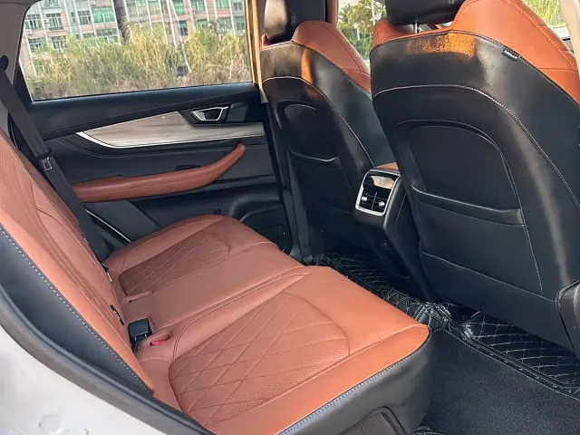 Chery Tiggo 8 PLUS — Фото автомобиля 15