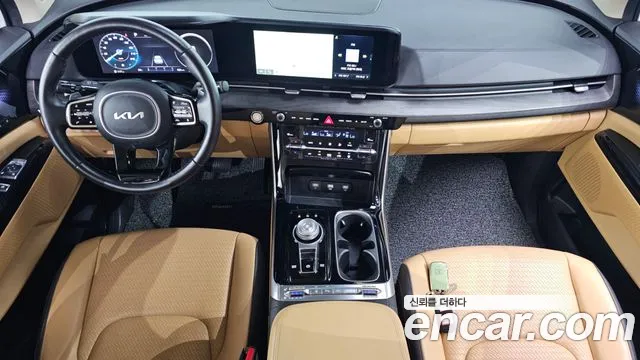 Kia Carnival Generation 4 — Фото автомобиля 10