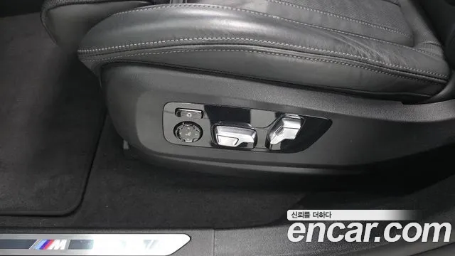 BMW X6 xDrive40i M Sport — Фото автомобиля 8