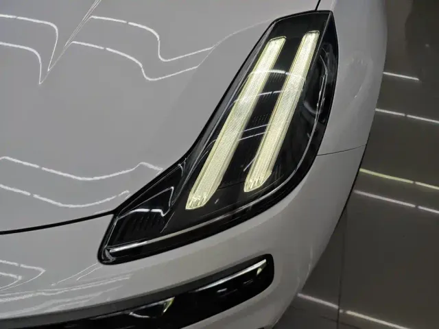 Lynk & Co 06 — Фото автомобиля 8