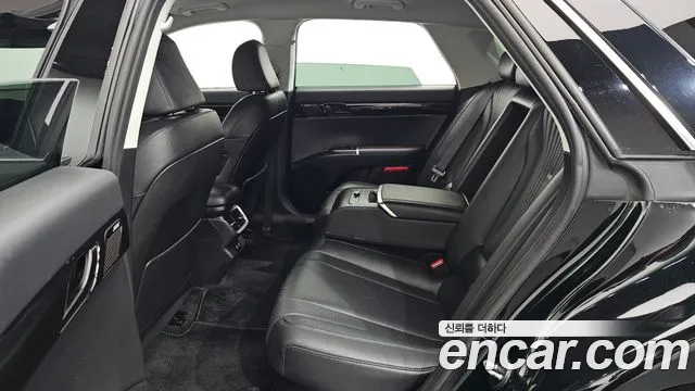 Hyundai Grandeur GN7 — Фото автомобиля 16