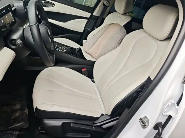 BYD Seal 05 DM-i — Фото автомобиля 14
