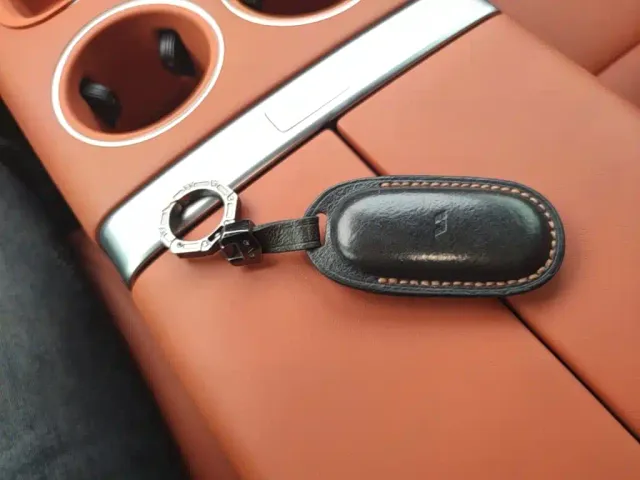 Li Auto L8 — Фото автомобиля 8