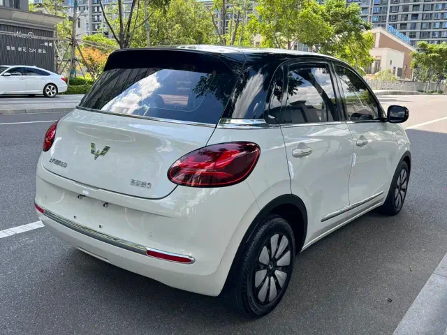 Wuling Bingo — Фото автомобиля 15