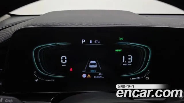 Kia Niro The All New Niro Signature — Фото автомобиля 6