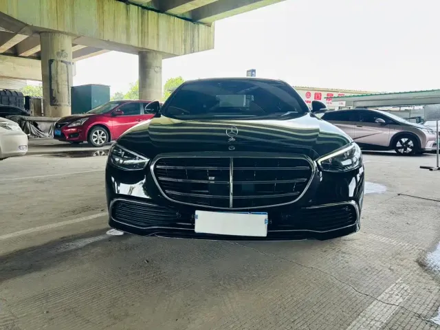 Mercedes-Benz S-Class — Фото автомобиля 2