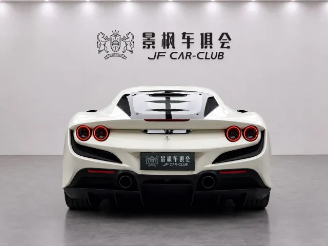 Ferrari F8 — Фото автомобиля 5