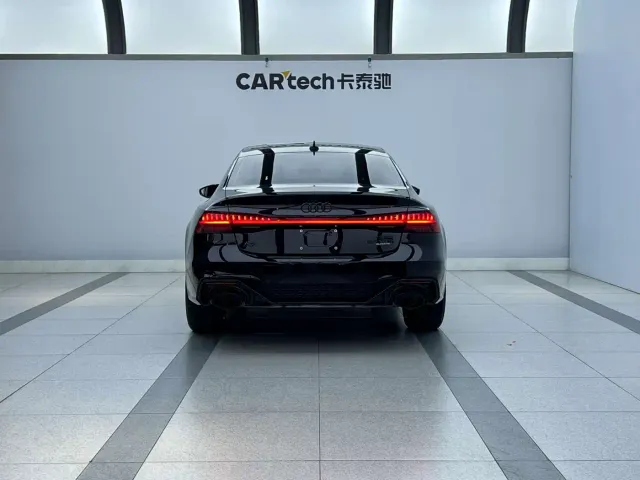 Audi A7L — Фото автомобиля 5
