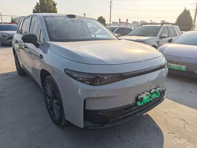 Leapmotor C10 — Фото автомобиля 3