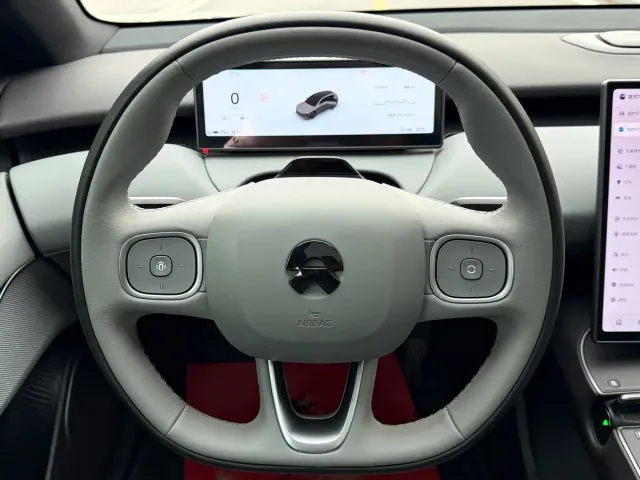 Nio ET5 Touring — Фото автомобиля 11