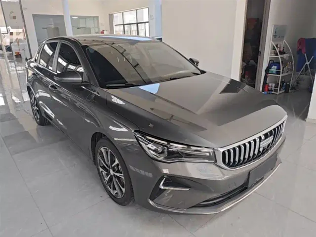 Geely Emgrand — Фото автомобиля 3