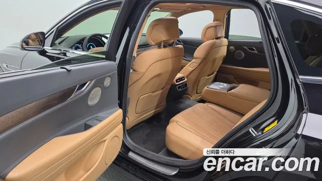Genesis G80 Бензин 3.5 турбо AWD — Фото автомобиля 12
