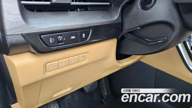 Kia Canival — Фото автомобиля 21