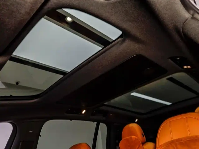 Li Auto i8 — Фото автомобиля 30