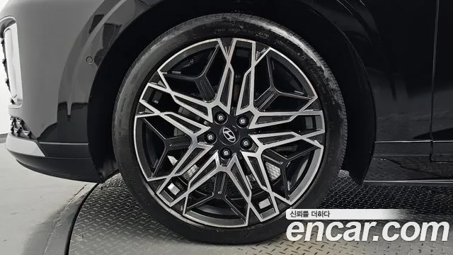 Hyundai Grandeur GN7 — Фото автомобиля 4