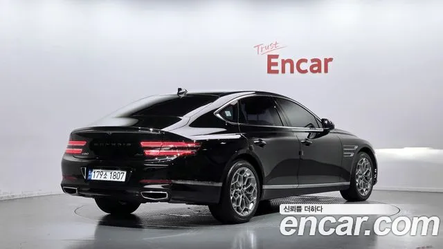 Genesis G80 Бензин 3.5 турбо AWD — Фото автомобиля 2