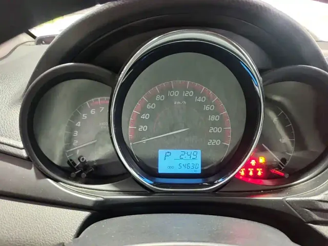 Toyota Vios — Фото автомобиля 11