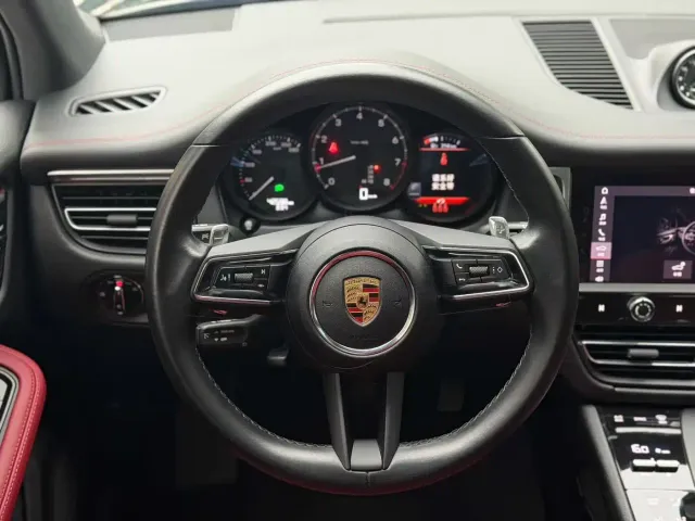 Porsche Macan — Фото автомобиля 3