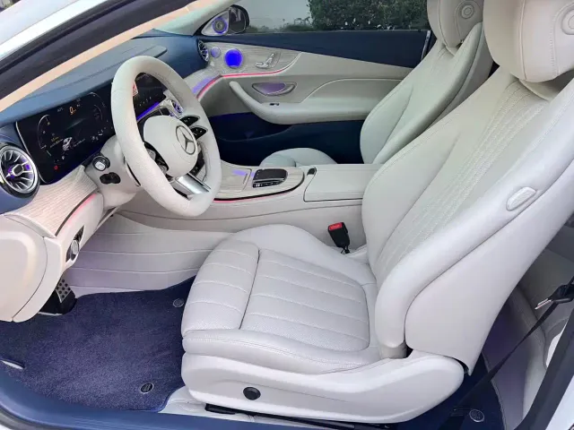 Mercedes-Benz E-Class — Фото автомобиля 8