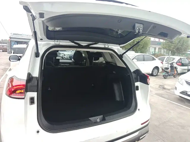 Haval H6 — Фото автомобиля 18