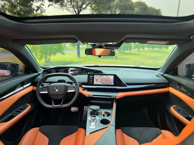 Changan Changan UNI-V 2023 1.5T Sport Edition — Фото автомобиля 15