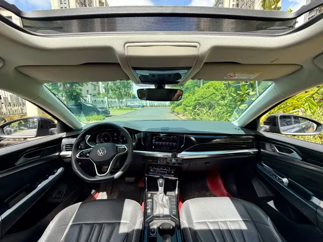 Volkswagen Passat — Фото автомобиля 4