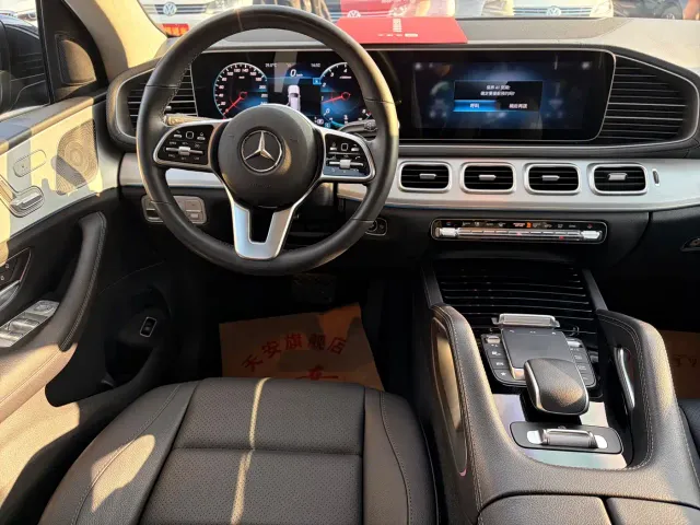 Mercedes-Benz GLE Coupe — Фото автомобиля 11