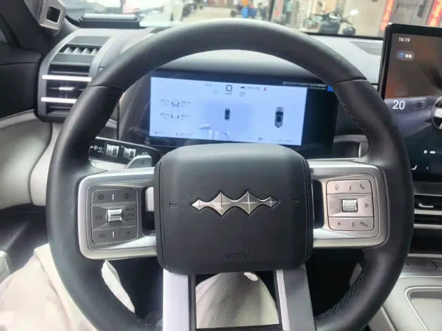 BYD FangChengBao Titanium 7 — Фото автомобиля 2