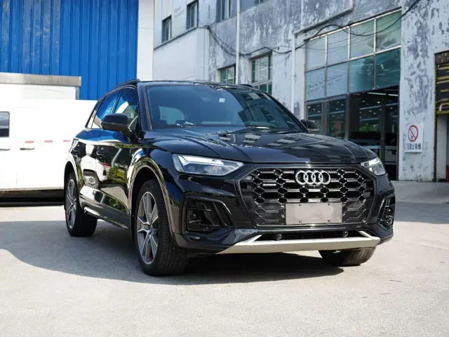 Audi Q5L — Фото автомобиля 2