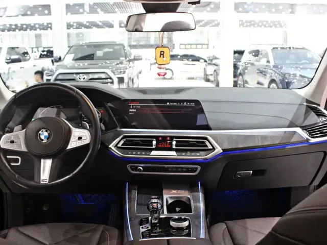 BMW X5 — Фото автомобиля 11