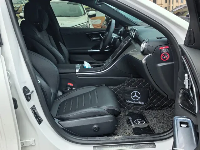 Mercedes-Benz C-Class — Фото автомобиля 8