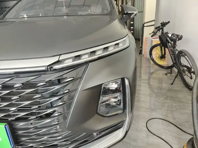 Roewe RX5 Max — Фото автомобиля 23