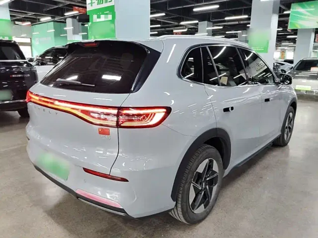 Geely Galaxy E5 — Фото автомобиля 6