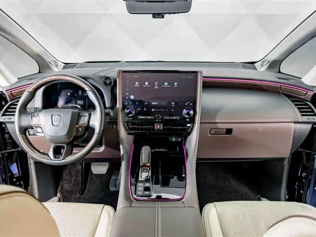 Toyota Vellfire — Фото автомобиля 13