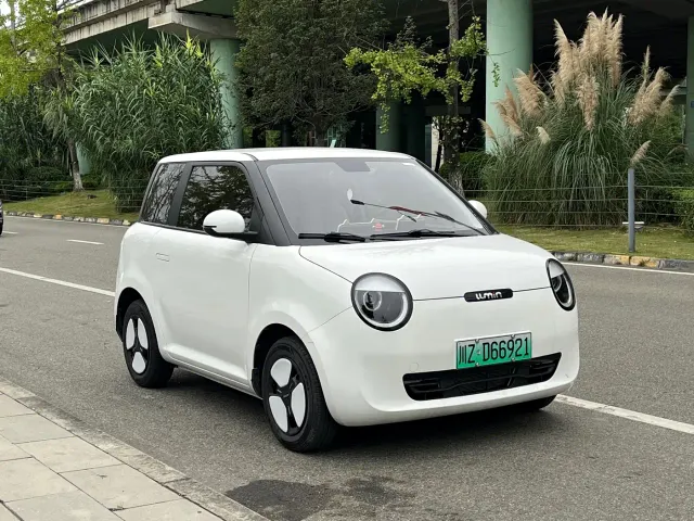Changan Lumin — Фото автомобиля 3