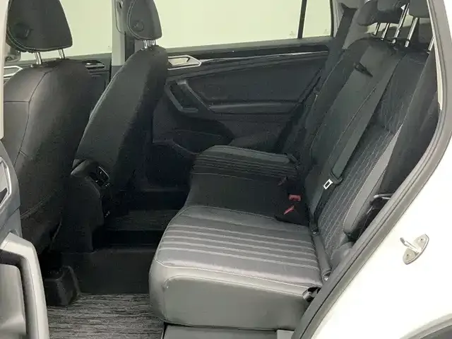 Volkswagen Tiguan L — Фото автомобиля 4