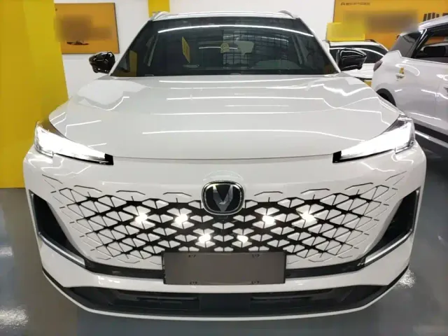 Changan CS55 Plus — Фото автомобиля 2