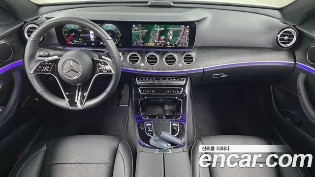 Mercedes-Benz E-Class — Фото автомобиля 10