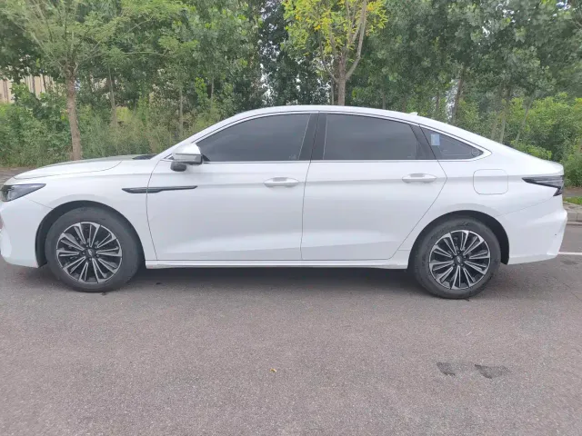 Chery Fulwin A8 — Фото автомобиля 8