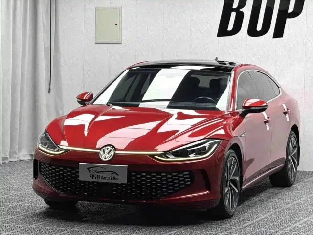 Фотография автомобиля — Volkswagen Lamando