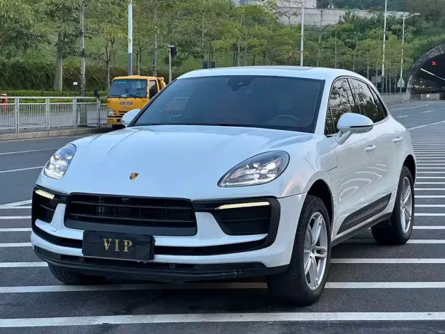 Фотография автомобиля — Porsche Macan