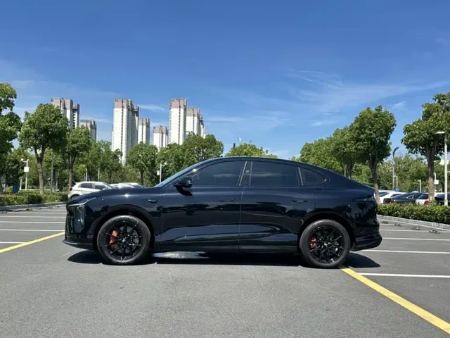 IM Motors LS6 — Фото автомобиля 13