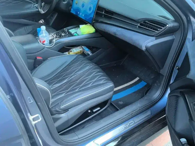 BYD Seal — Фото автомобиля 8