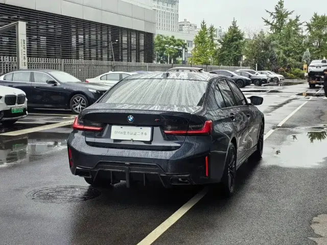 BMW 3 Series — Фото автомобиля 5